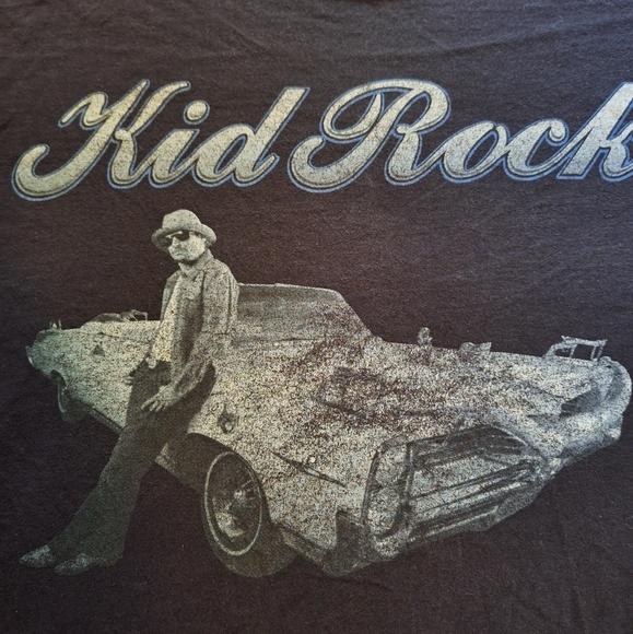 ☆[[CT]]☆ 2011 Kid Rock graphic print tee. - Picture 3 of 6